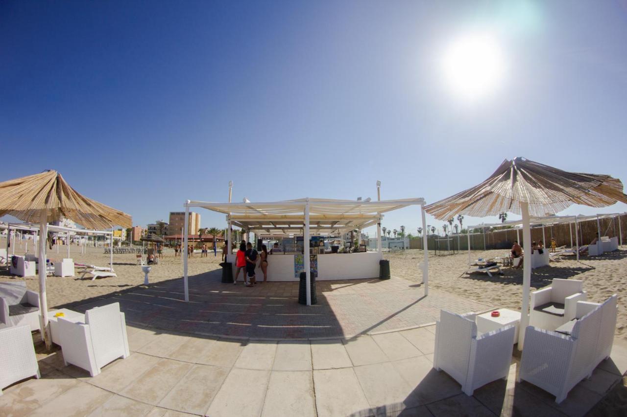 Aurora Beach & Suite Margherita Di Savoia Εξωτερικό φωτογραφία